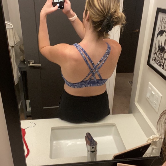 Blue patterned Lululemon sports bra - Picture 2 of 2